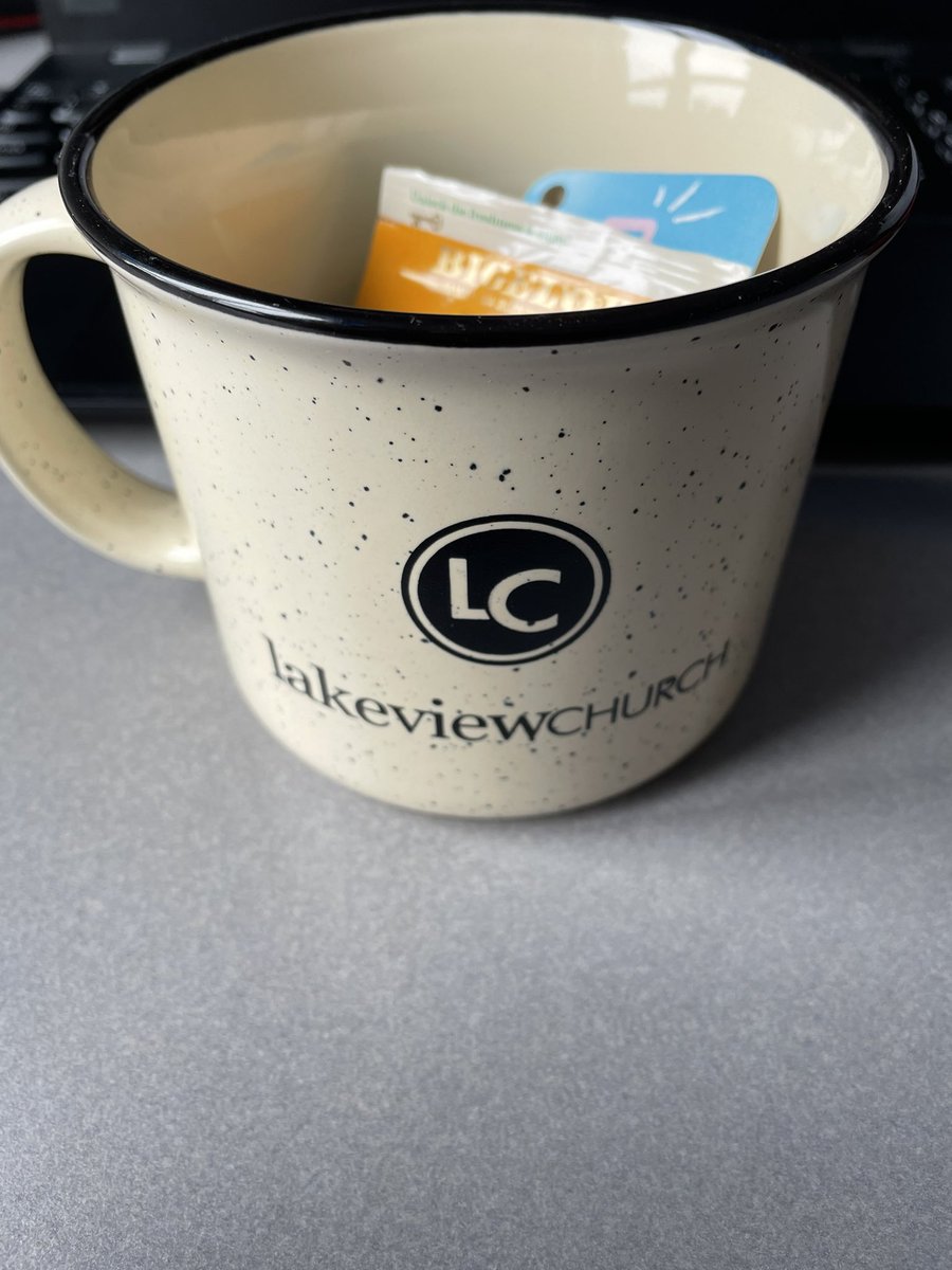 MrsMasters0708's tweet photo. Big Thank you to AVE admin and Lakeview Church for all the appreciation gifts this week! We felt the love! (Forgot to get a pic of the coffee bar) @Derek_Eaton19 @MrJBolek @lakeviewchurch https://t.co/RdaZDmLUlM