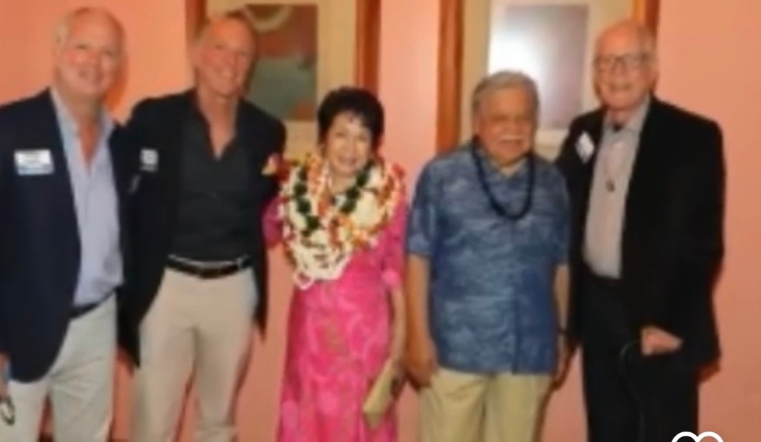 rchamberlain34's tweet photo. Some additional photos with Richard and Martin at former First Lady of Hawaii @VickyForGov birthday fundraiser at the Royal Hawaiian Hotel recently 🌴🌺🥳
#RichardChamberlain #MartinRabbett #VickyCayetano #Hawaii #RoyalHawaiianHotel #Birthday #BirthdayFundraiser #Fundraiser https://t.co/qDzp3R7lnS