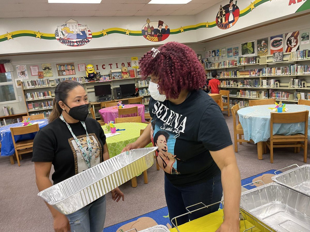 A. Tyghter tweet media