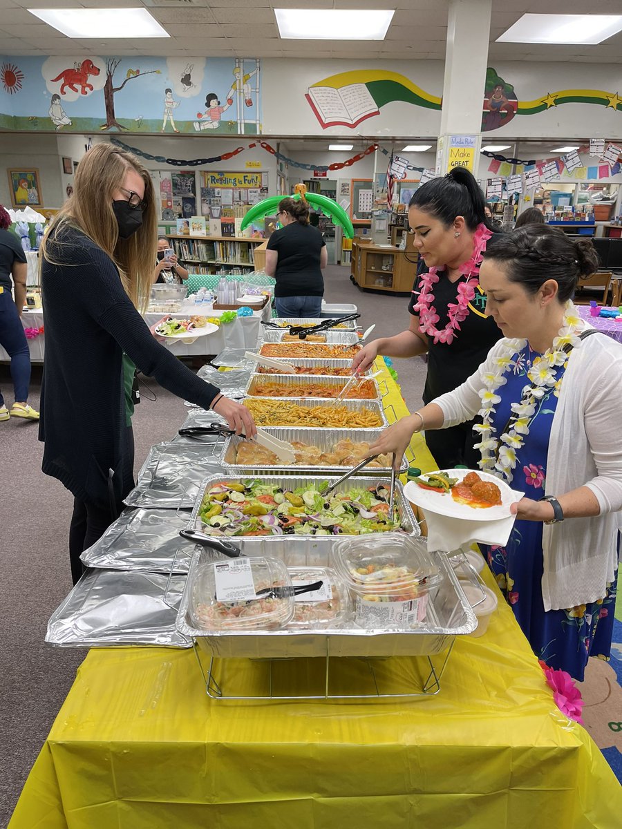 A. Tyghter tweet media