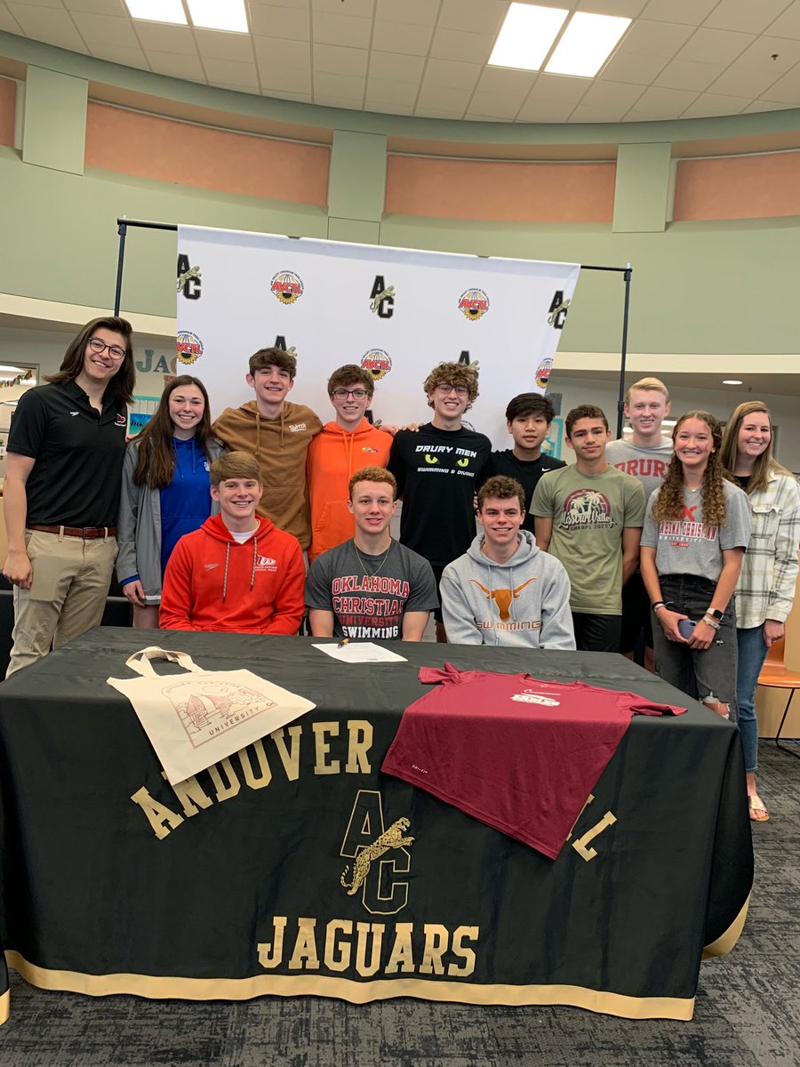 Shoutout to these two senior swimmers on their college signings today!