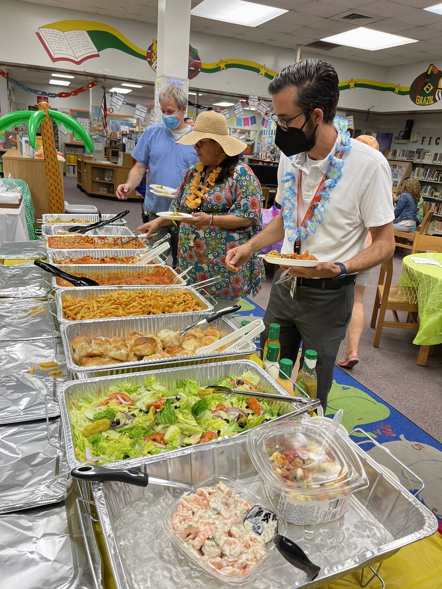 A. Tyghter tweet media