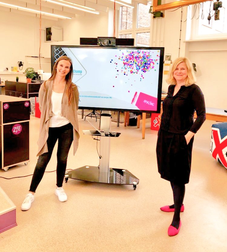 Großes Vergnügen! 💜 Laura Röseberg, Mitgründerin von IdeaChamp, hat heute bei uns im ZfE Inkubator einen Kreativworkshop für gründungsinteressierte Studierende der <a href="/kieluni/">Universität Kiel CAU 🎓</a> angeboten. Das war super! Neue Ideen sind entstanden. 🚀
#zfe <a href="/Start_Up_SH/">StartUpSH</a> #Entrepreneurship