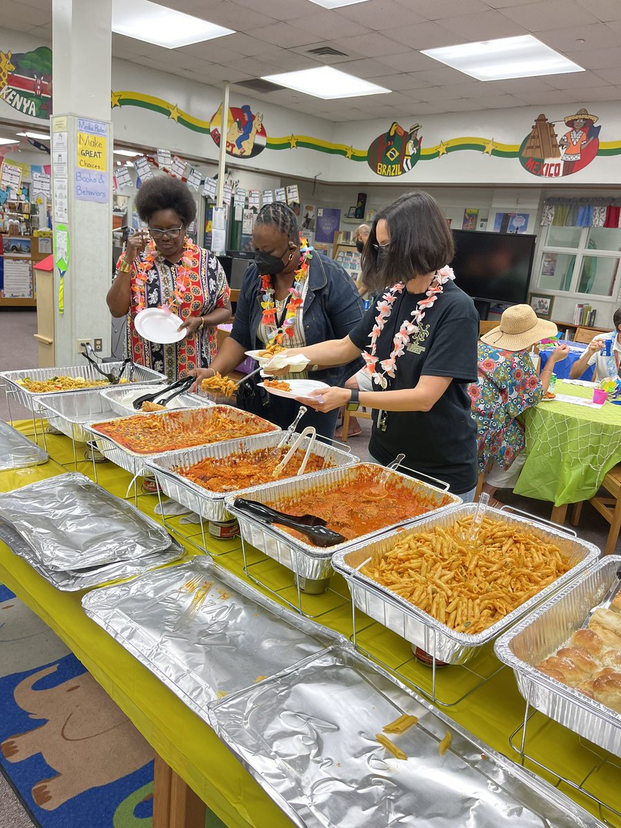 A. Tyghter tweet media