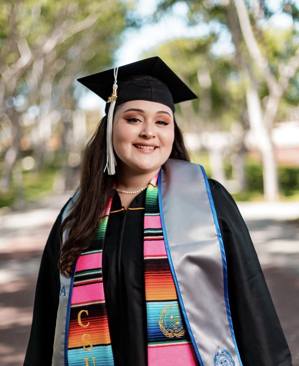 SigmaKappaCSULB's tweet photo. Today, we are featuring Kim Galdamez, Jerika Estrella, Catherine May Lucas-Castillo, and Kelli Cassacia. Over the years, we have watched them grow into such inspiring individuals. We're sad to let you go, but we're thrilled to see your accomplishments! #DoveLove #LBStateSigKap https://t.co/cTylU4Ytvd
