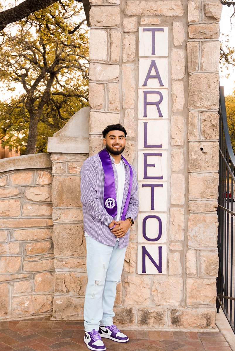 octaviom817's tweet photo. One more week 🎓🎉 #TSU22 https://t.co/GslaFZnTZX