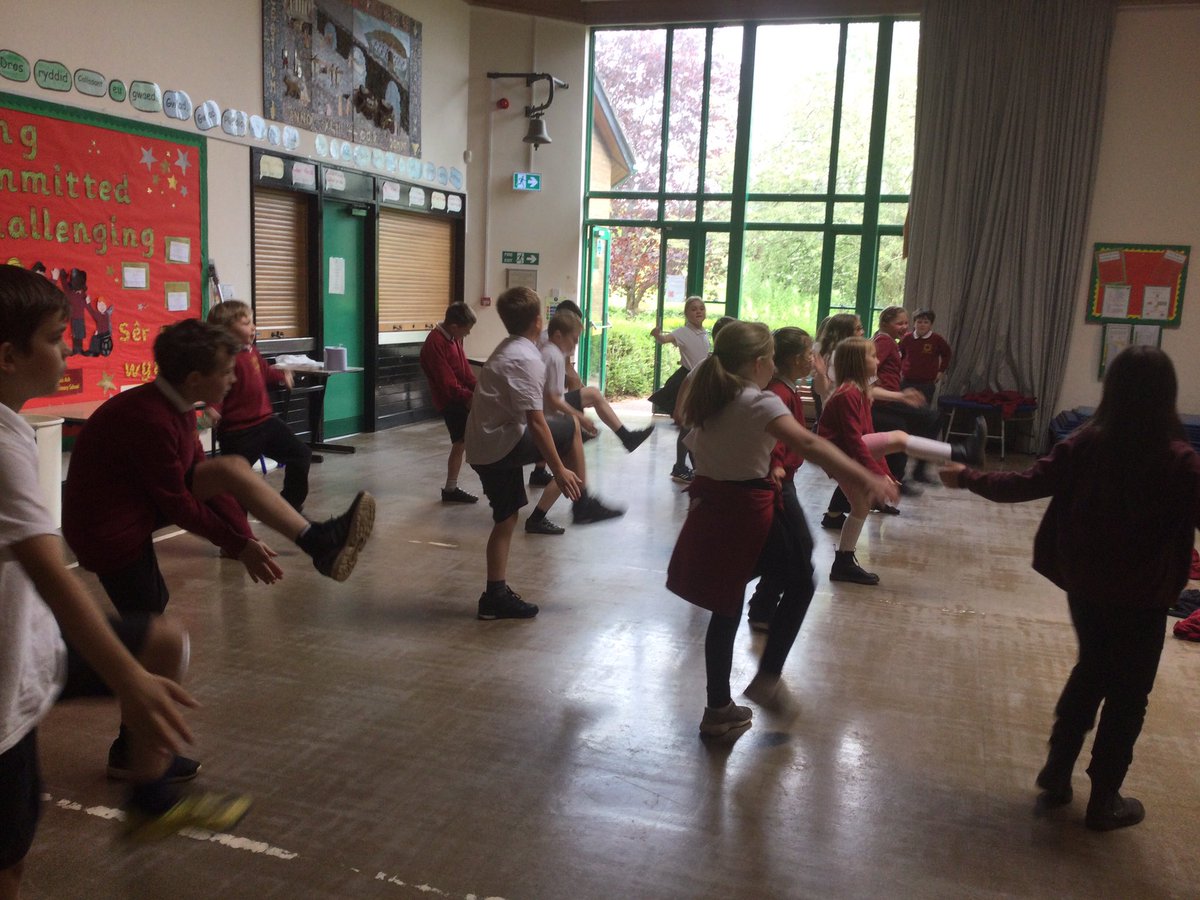 Blwyddyn 4 Cross Ash tweet media