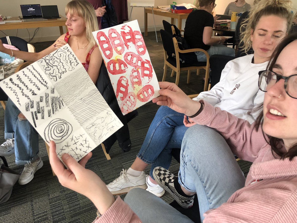BevCJanes's tweet photo. Printing fun on our Art afternoon https://t.co/UlvuhU2DXh