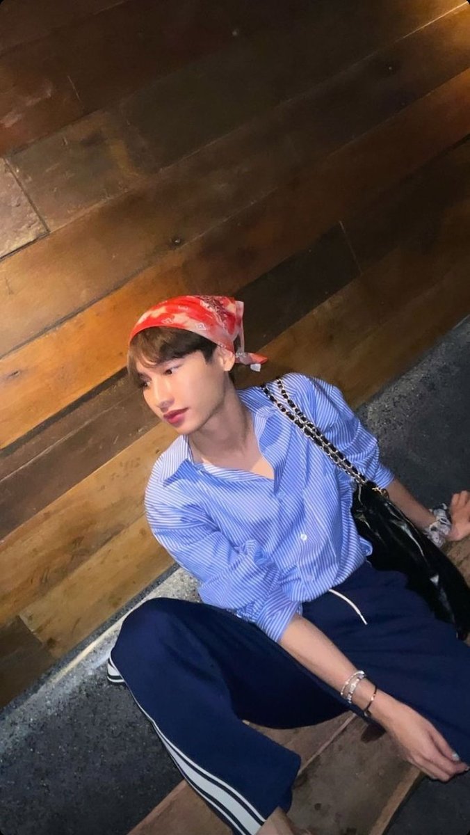 gun_atthxphan's tweet photo. good morning. ☀️ https://t.co/McjXiJRH2d