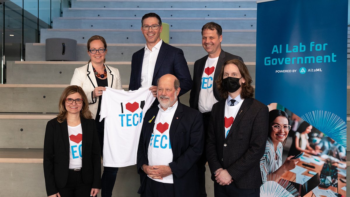 altaml_com's tweet photo. #FlashbackFriday to when we kicked the week off with the announcement of https://t.co/apNpy0pomX. The program has officially started and we can't wait to see what the first cohort comes up with. #GovLabAI #IHeartABTech #appliedai #canadaai #canadiantech https://t.co/VnbsxkkzUZ