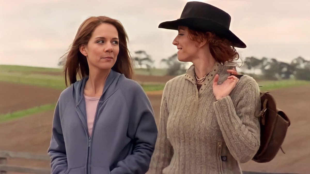 EditedSkipper's tweet photo. Kate and Stevie #KateManfredi #StevieHall #MichalaBanas #SimmoneJadeMackinnon #McleodsDaughters @michalabanas  @WanderingOzzie https://t.co/gXIlPTvBQM