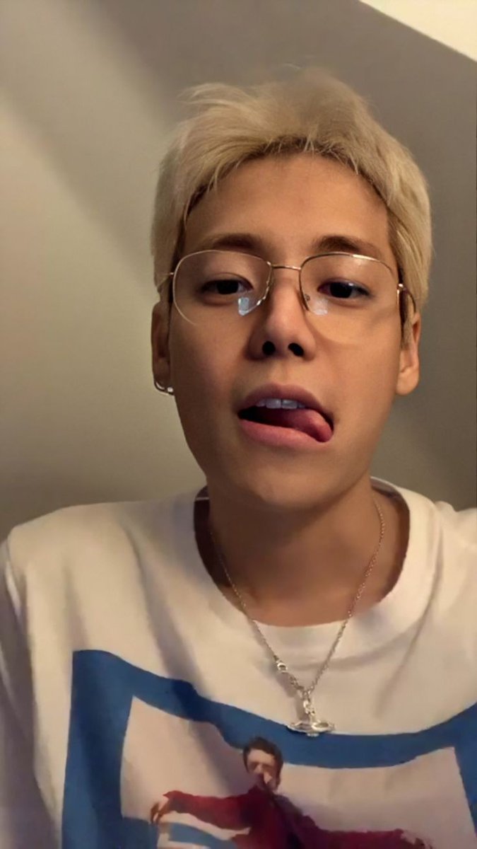One jaewon pics tweet media