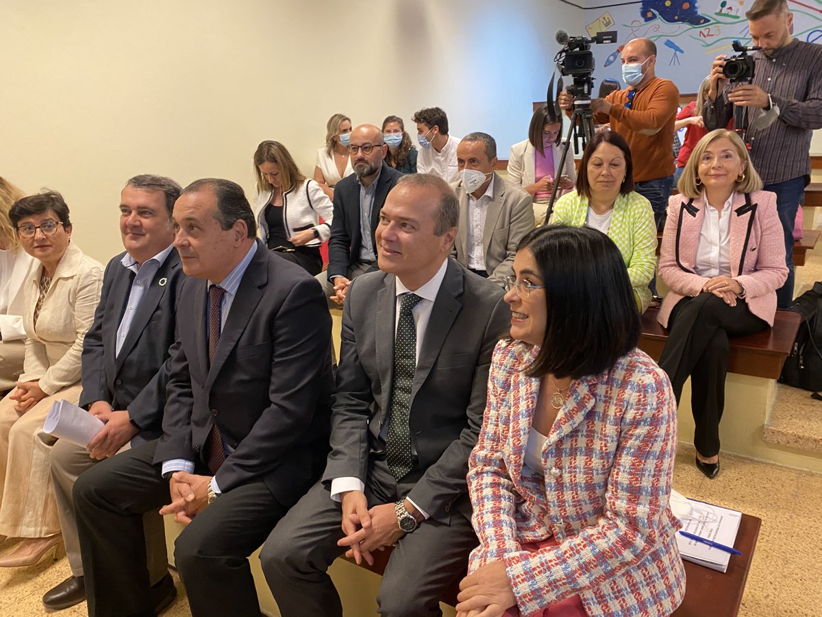 aytolpgc's tweet photo. 1/5. La ciudad se convierte en un referente nacional en la lucha contra la pobreza infantil con la consolidación del #ProgramaNereu. https://t.co/RV6zl5FcJ8