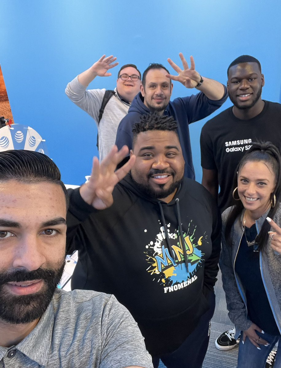 Luis Torres tweet media