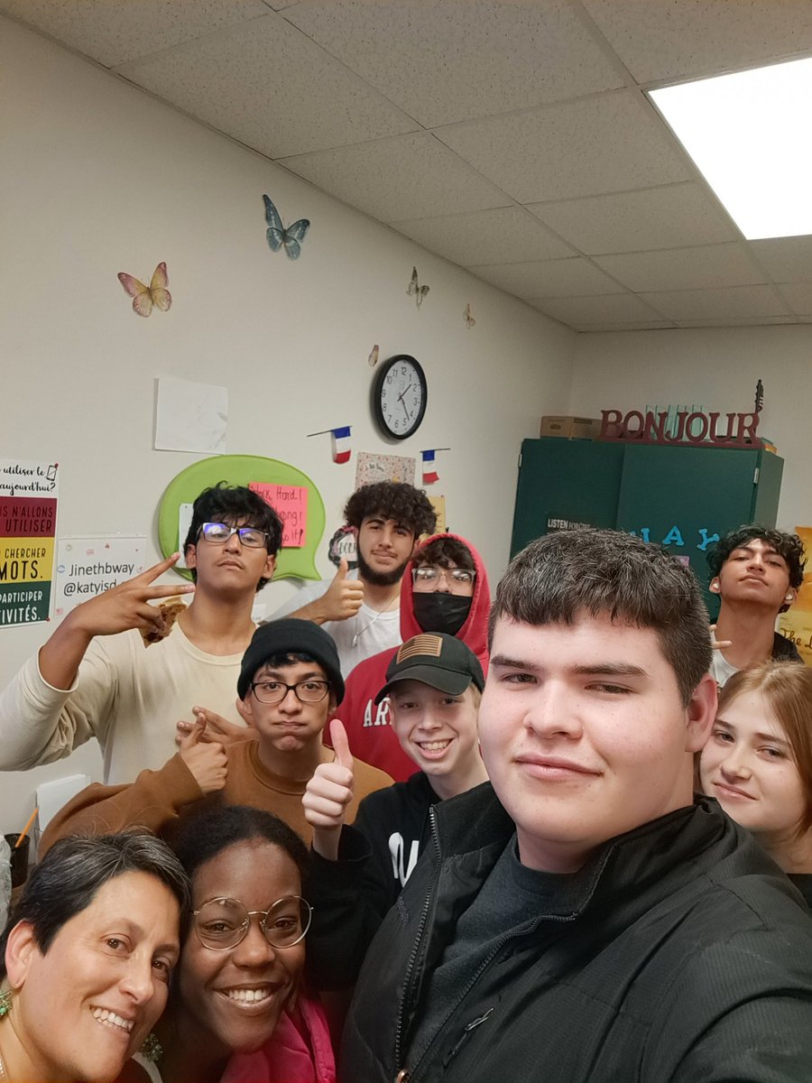 Cultural day in Spanish 2. They loved the Salvadorian food we had.  #sharebread become family