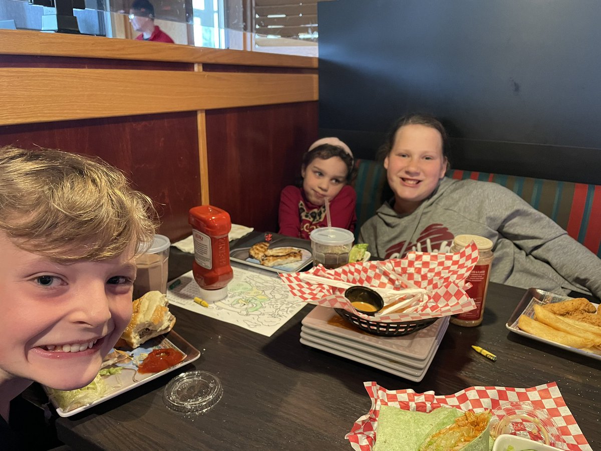 Stephanie Weller tweet media