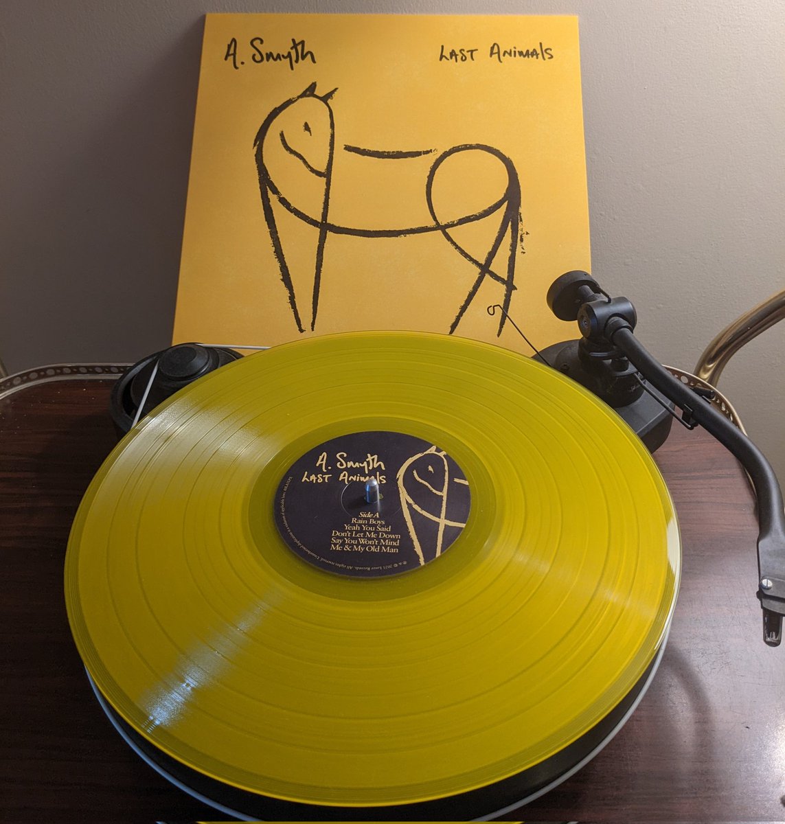 asmythmusic's tweet photo. It's #BandcampFriday
 
Pick yourself up some yellow vinyl 📀

https://t.co/jQBU4KcNmP https://t.co/eFhdyqliQI