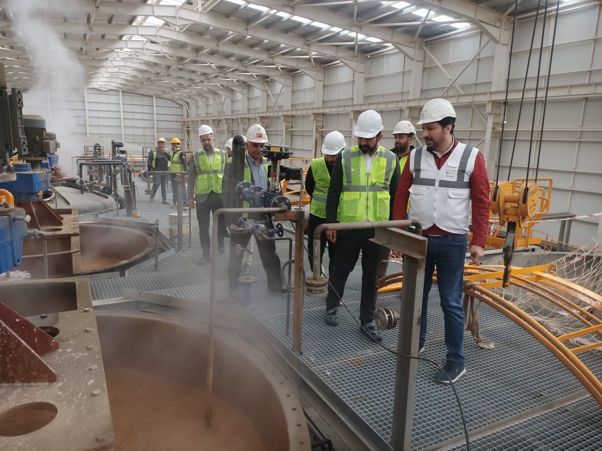 AvEkremOlgac's tweet photo. Türkiye’nin halihazırda tek çinko metal külçe üretim tesisi olan linear çinko ürerim tesisine ziyarette bulunarak yapılan çalışmalar ile ilgili bilgi aldık. https://t.co/Pv62UfWX6B