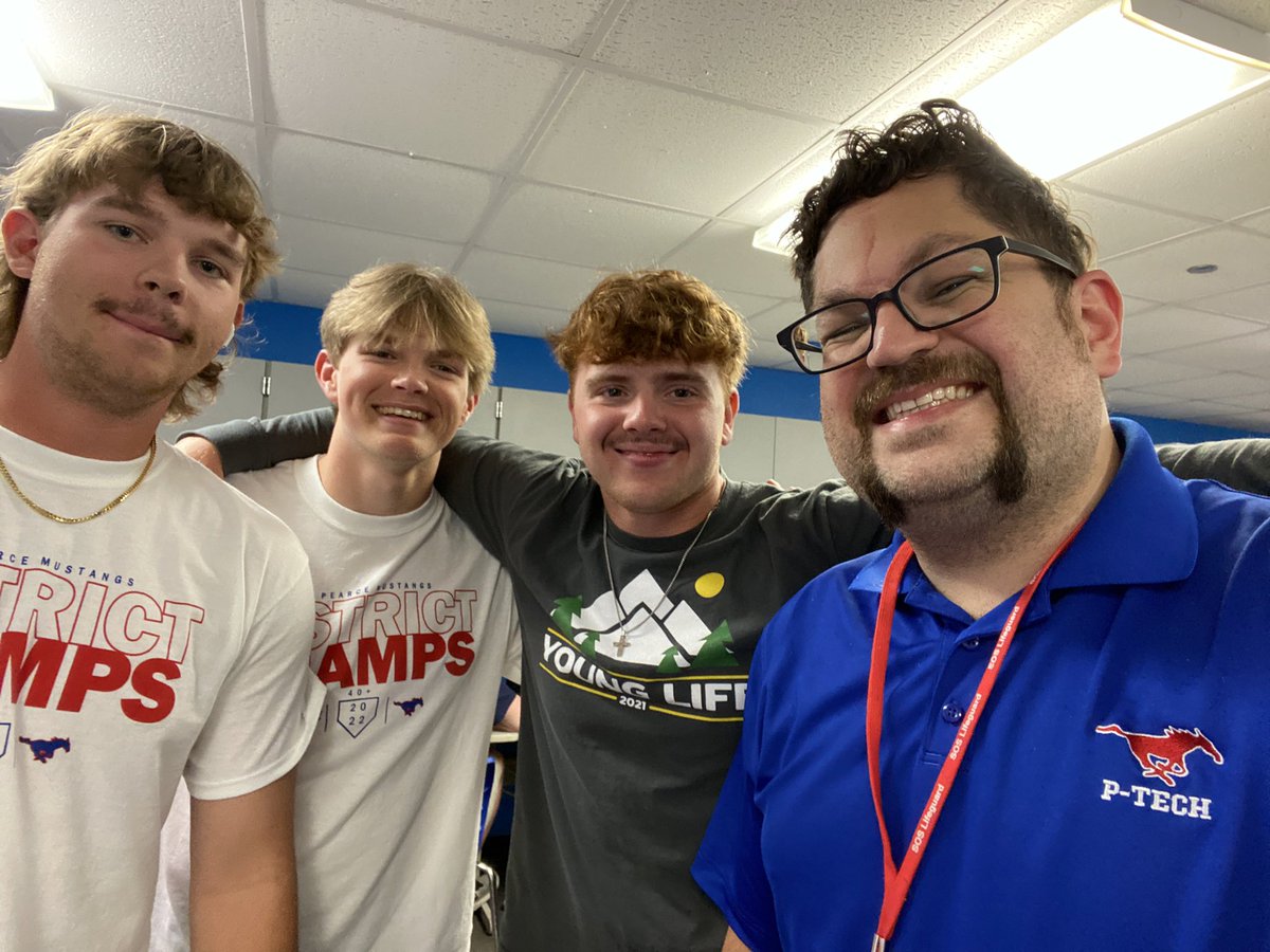 john_zancana's tweet photo. When you make bad decisions in order to support your baseball team for playoffs tonight. @jjphsbaseball @TheCBreedlove @RISD_CTE @JJPearceHS https://t.co/Ert1sXLbuJ