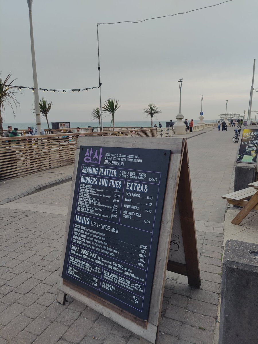 dansampayo's tweet photo. TurboSound Rig ✅
Equipment on ✅
Pint ✅

We kick off in 30 mins on the beach! Hopefully see you at @TempestInn Brighton in a bit!

#house #techno #breaks #beats #dnb https://t.co/u8lxD6ybgg
