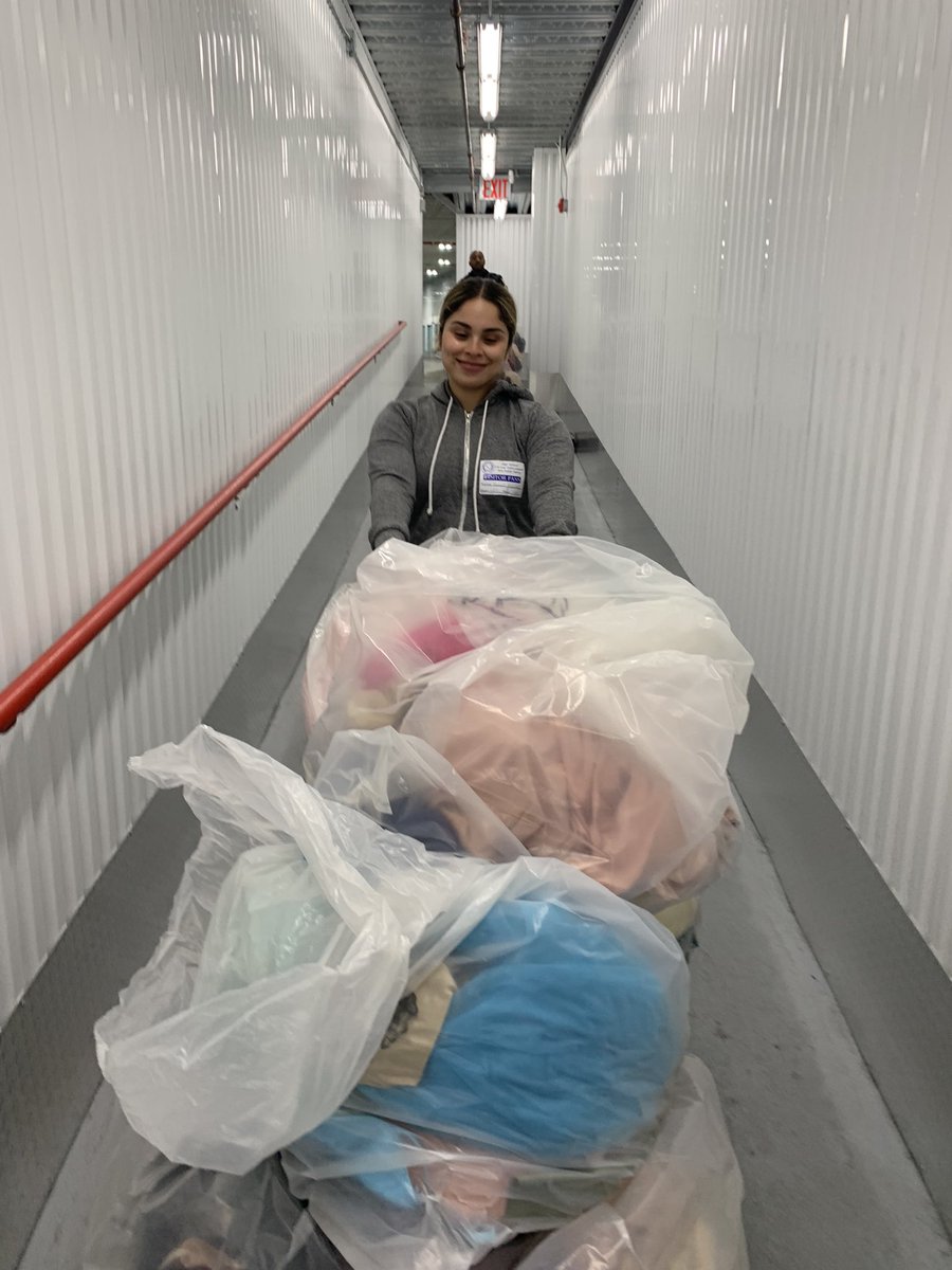 NYPDQueensSouth's tweet photo. Thank you Ms.Denise &amp; staff from @STOPandSTOR #Baisley for helping us during the 2 year pandemic and storage of our beautiful dresses. @NYPD102Pct @NYPD106Pct @NYPD101Pct @NYPD107Pct #communitypartnerships #movingday #promimpact2022 https://t.co/pIbaE3g1RL