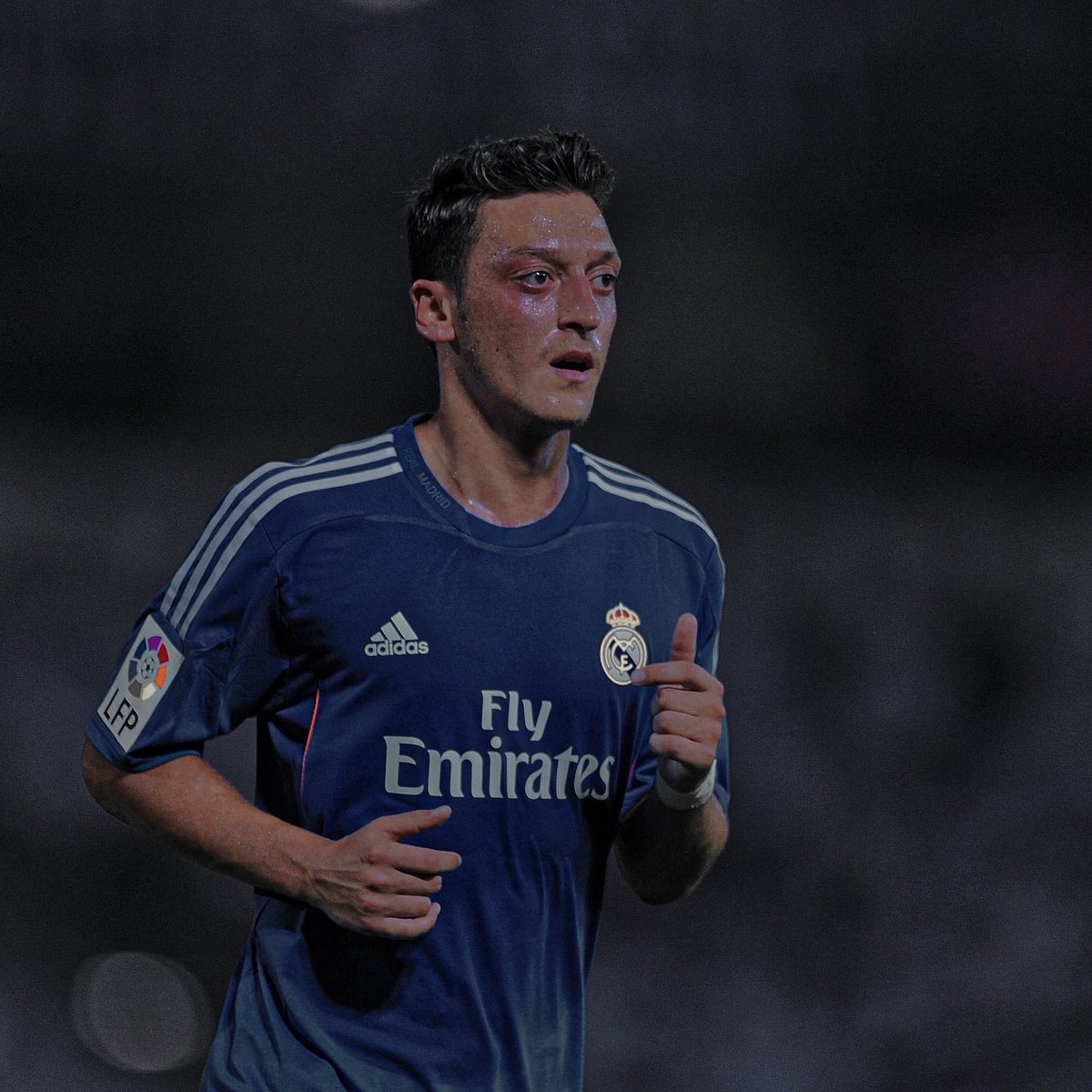 editsfutt's tweet photo. Icons - Mesut Özil (Real Madrid) https://t.co/xS11aC8Qcd