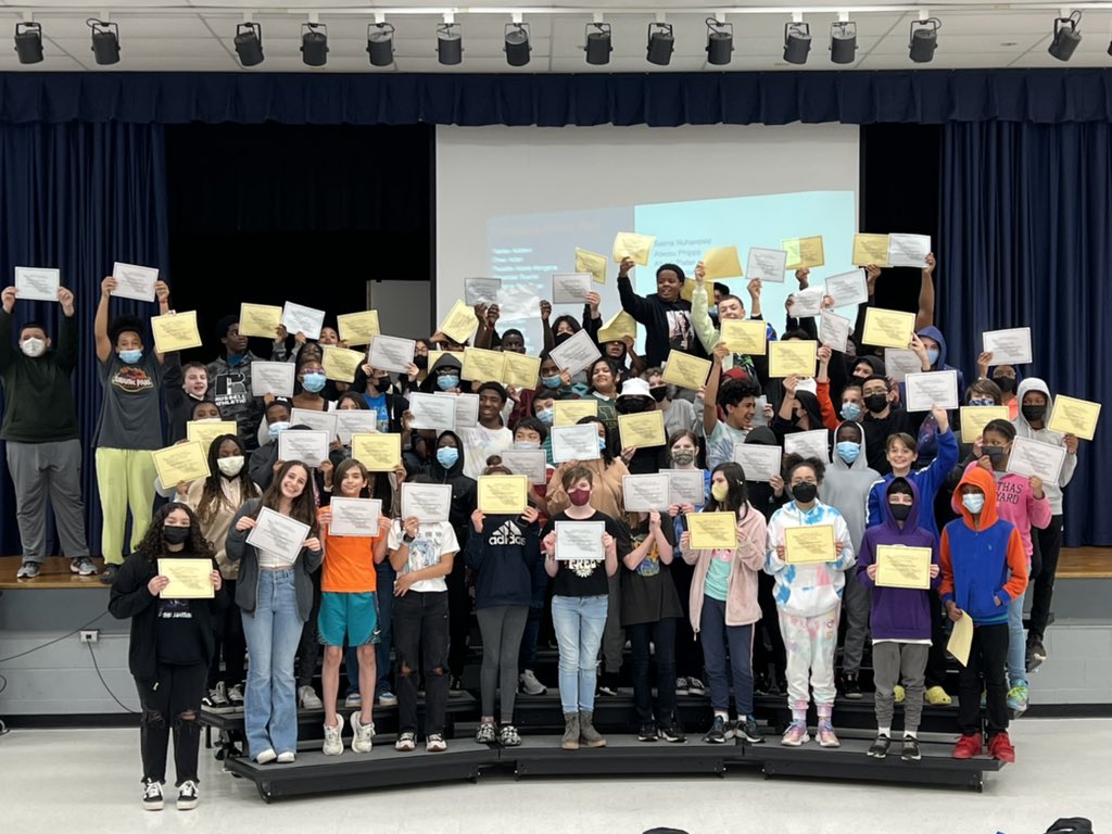 hcpss_lems's tweet photo. Congratulations to our 6th, 7th and 8th grade 3rd quarter honor roll students!  We’re so proud of you!! https://t.co/sKkTvUawfp
