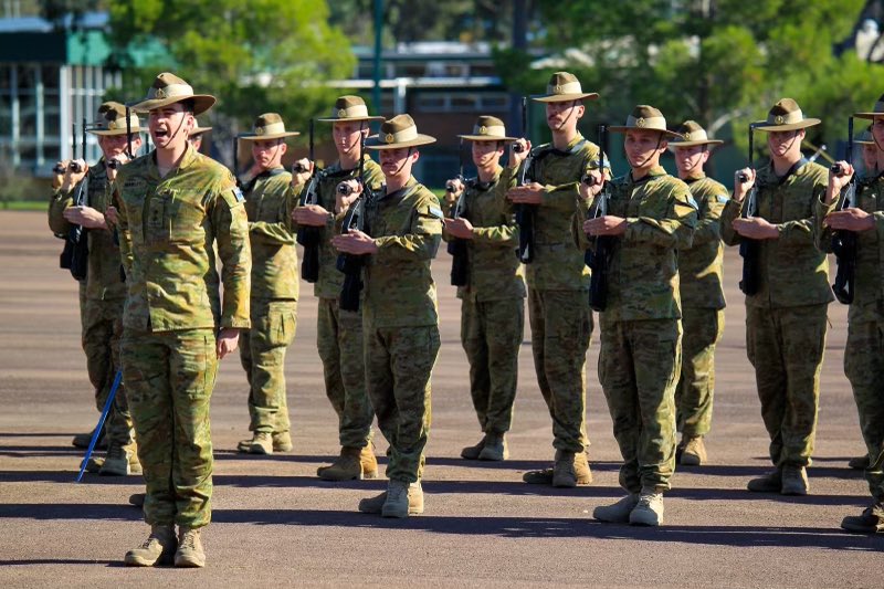 Congratulations to Samichon Platoon who completed their Royal Australian Infantry Initial Employment Training, graduating from the School of Infantry this week. Welcome to the Royal Australian Infantry’s newest soldiers and welcome to the Royal Australian Regiment. #DutyFirst
