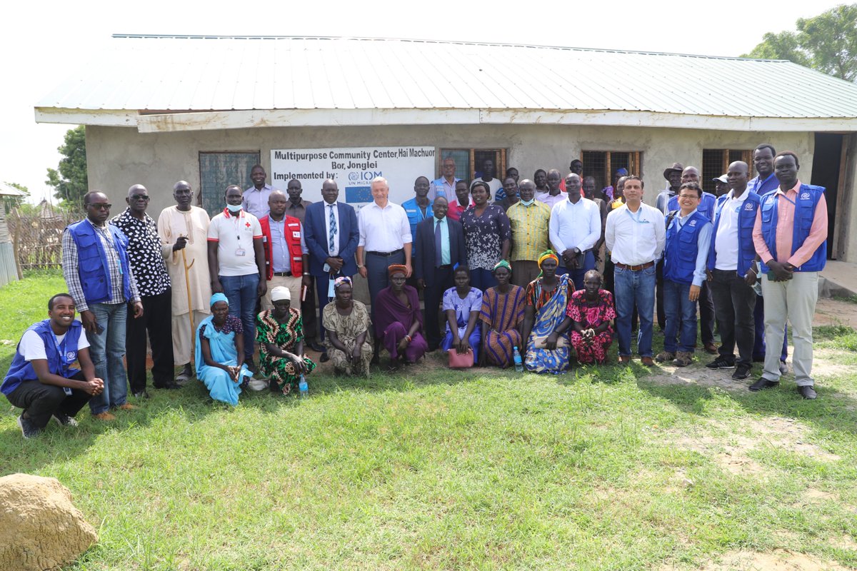 IOMSouthSudan's tweet photo. The four-year project implemented by @IOMSouthSudan, the Ministry of Water Resources and Irrigation, Ministry of Humanitarian Affairs and Disaster Management, and the Ministry of Environment and Forestry, will reduce the impacts of climate change and the onset of flooding in #Bor https://t.co/XA64wGD1Ev