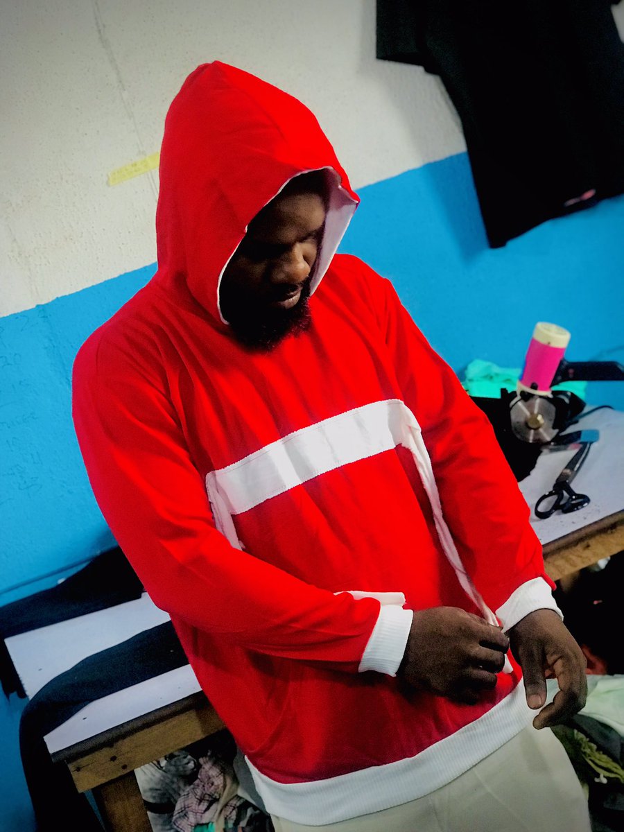officialSochy's tweet photo. When it comes to fashion, there’s no update, you just need to be creative. Your creativity is the newest update.
#sfash https://t.co/QdWb0ROggb