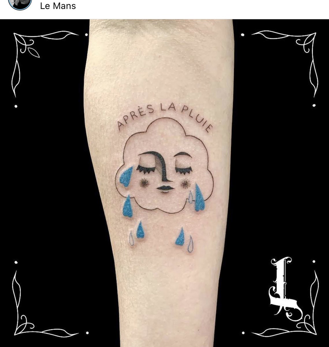 Je me sens triste ce soir. Une tattoo artist du Mans, que je ne partagerai pas ici, a réalisé trait pour trait mon tatouage 'après la pluie' sur une de ses clientes. (le mien à gauche et malheureusement le sien à droite)