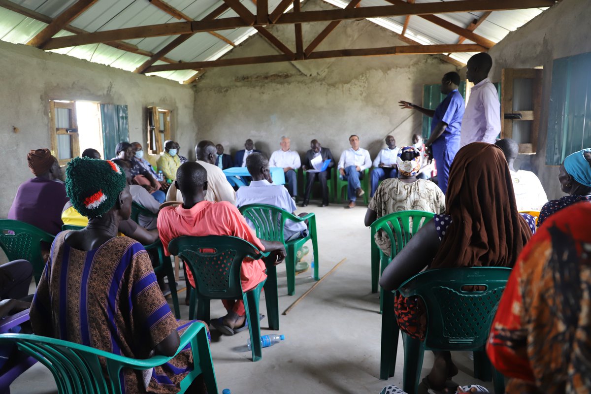 IOMSouthSudan's tweet photo. The four-year project implemented by @IOMSouthSudan, the Ministry of Water Resources and Irrigation, Ministry of Humanitarian Affairs and Disaster Management, and the Ministry of Environment and Forestry, will reduce the impacts of climate change and the onset of flooding in #Bor https://t.co/XA64wGD1Ev