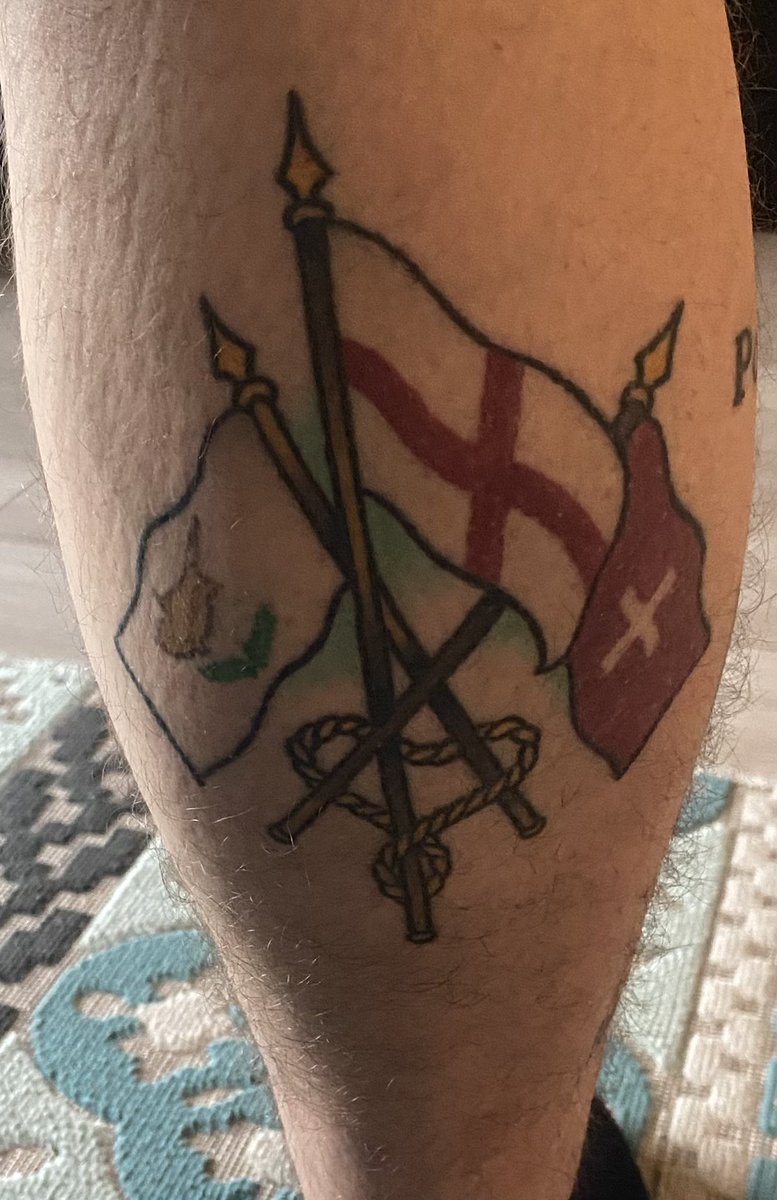 ProgramUrs's tweet photo. &amp; of course 🇨🇭🇨🇭🇨🇭as well as my leg shows @KebabGazz https://t.co/qDUYL1rTBv