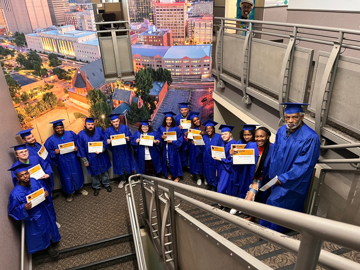#Another successful graduation day  in the books@BartonTonyLeb <a href="/OKC_CC_Quail/">OKC Quail Thunder</a> <a href="/jenneades/">Jennifer Eades</a> <a href="/mickeyB_/">Mickey Brown</a>
