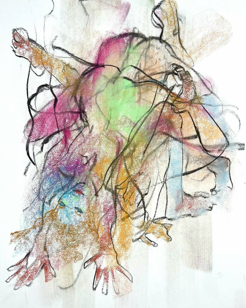 Collaboration with Morgan as art model. @iammuunie 
.
With a fiery soul of citrine, Morgan appears partially dipped in gold. Gemini, exploring several expressions of her self and others, through movement, song, love, symbols, art, therapy, coaching and p… instagr.am/p/CdOhSwUPrHQ/