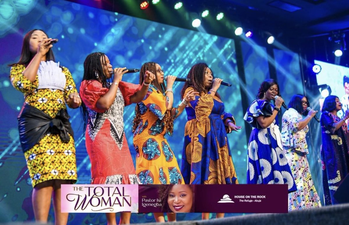 HOTRREFUGE's tweet photo. Lord God, The Refuge Women proclaim your praise, singing;
🎵Ewa ba mi rababa f’Oba ogo
Oba Terere
Kari Aiye
O’lore O’lore
O’lore O’lore
Jesu O’lore o
O’lore🎵
#Reset2022
#HOTRRefuge
#HOTRService
#TotalWoman
#Woman2Woman https://t.co/l3Yr10o6Ba