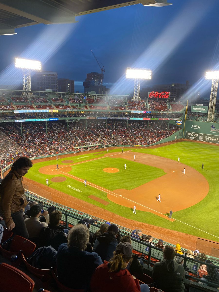 Reltio's tweet photo. Reporting big wins for the Red Sox ⚾ this week @fenwaypark. Reltio hosted a few customers in a luxury Pavilion Suite as the Sox took on the LA Angels. 

Thank you to our amazing customers for coming out and enjoying the game with us.  #reltio #acceleratevalue https://t.co/9uFof9UVBq