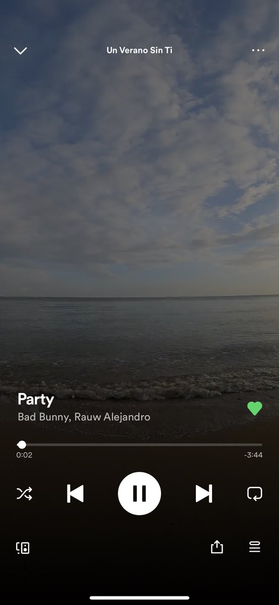 6envro's tweet photo. Best joint on the album. Don’t @ me #BadBunny #UnVeranoSinTi https://t.co/hU0WofPqOq