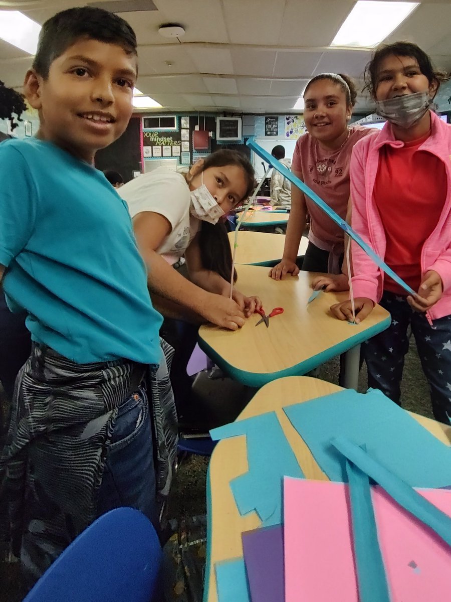 CastleSTEAM's tweet photo. It's been a rollercoaster! #2022 4th grade students build and test rollercoasters as they explore and learn about motion and energy. #castlesteam #steam #stem #wearepbv. We really can't say enough about @Amplify science curriculum. #handson #literacyintegration https://t.co/leP6RfYOnm