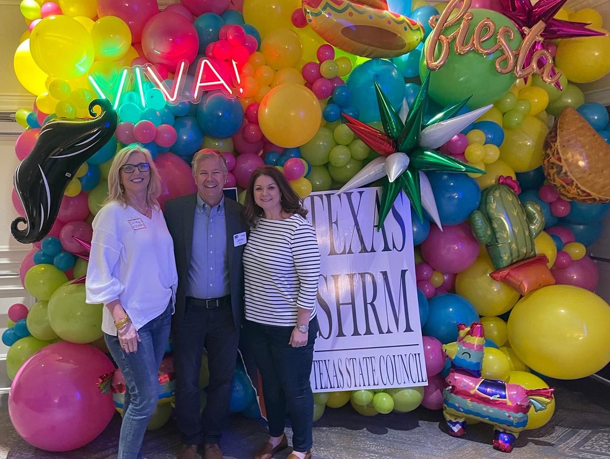 ntxshrm's tweet photo. Happy Friday from the Texas SHRM Leaders including our President, Shirley Krueger! This week they met up for a Leaders Meeting in El Paso!🌵 

#NTXSHRM #TXSHRM #HR #SHRM #Leadership #HRCI https://t.co/naYNzVBmEw