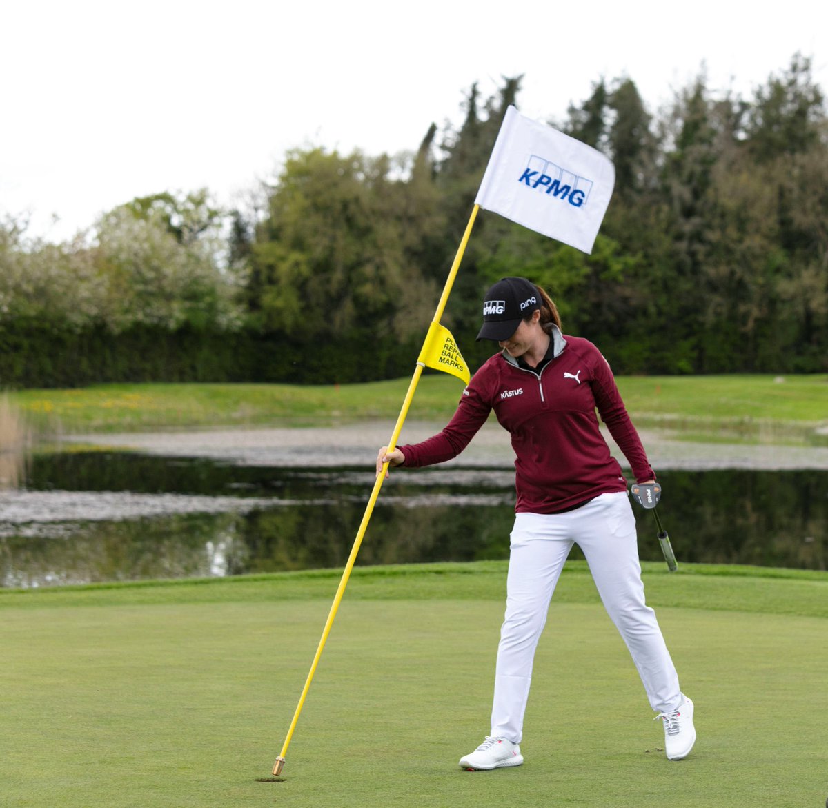 leona_maguire's tweet image. Great day yesterday with the @KPMG_Ireland team and clients ⛳️ Grateful for their continued support on my journey #levelground #womeninsport