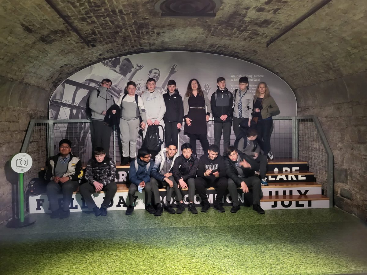 SyngeStreetCBS's tweet photo. What an #EPIC day! Second Years were #LearningOnLocation @EPICMuseumCHQ today. @PDST_History @JctHistory @ERSTIRELAND https://t.co/fQzLYMbzRy