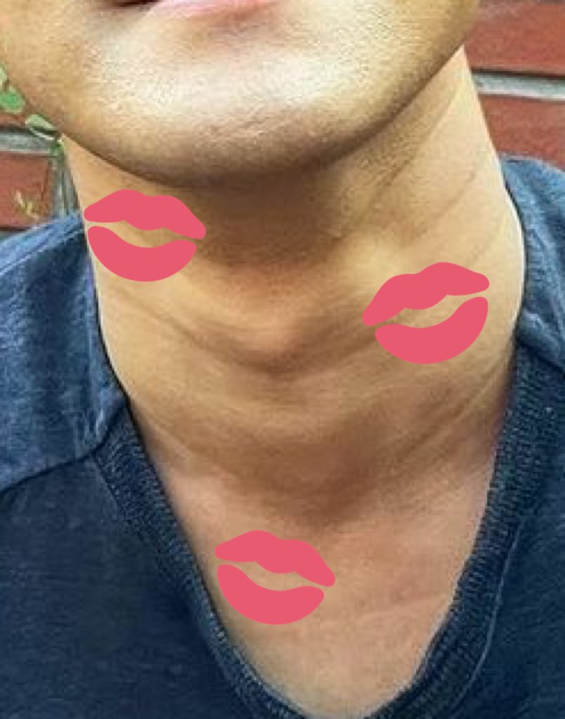siwonnah's tweet photo. *kissing sounds* https://t.co/be5w1rk2e9