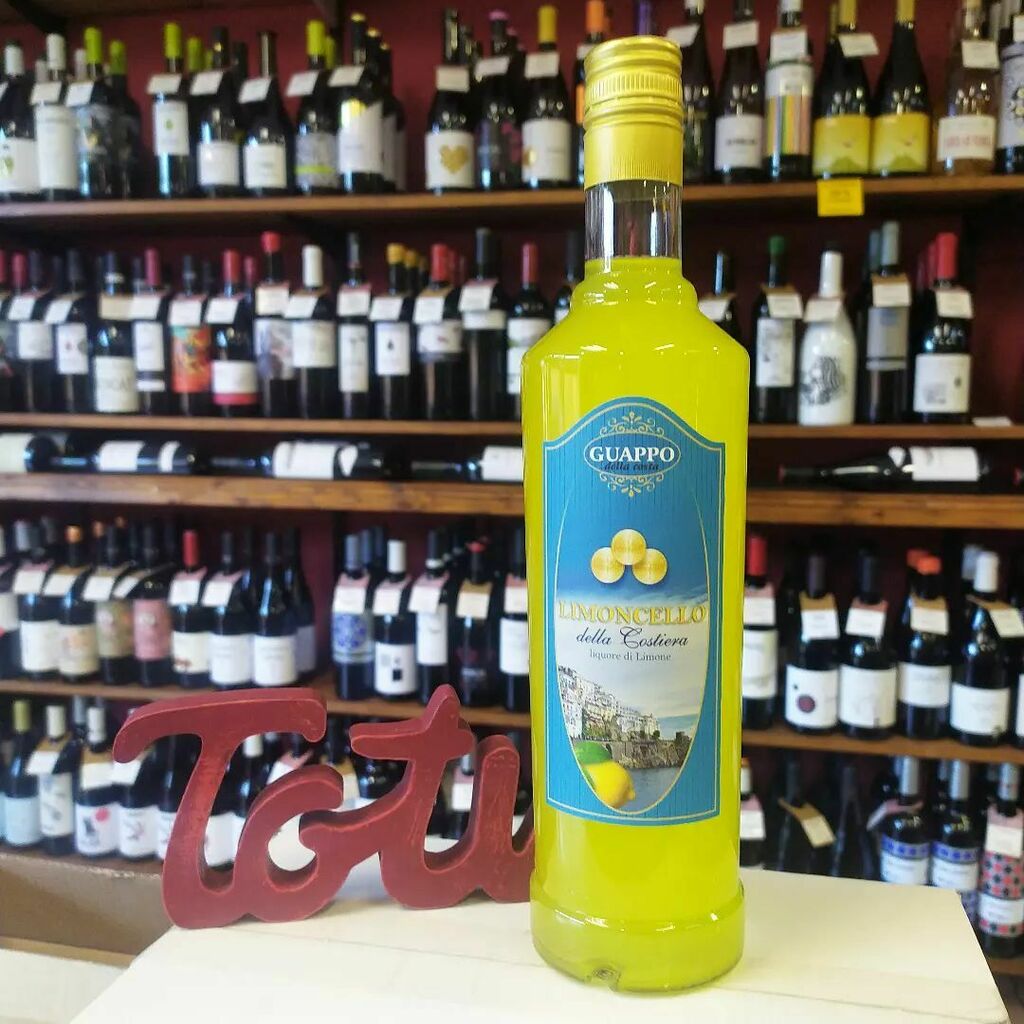 Acabem la setman amb novetats! Limoncello GUAPPO, autèntic limoncello Italià.
Acabamos la semana con novedades, limoncello GUAPPO , auténtico limoncello Italiano
#limoncello #limoncinno #licores #Vinoteca #Compraonline #ReusTurisme #ReusCiutat #Vinateria… instagr.am/p/CdOcKCiNauV/