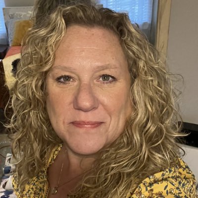 MandelbaumElisa's tweet photo. #NewProfilePic https://t.co/tKZ9OOGNhD