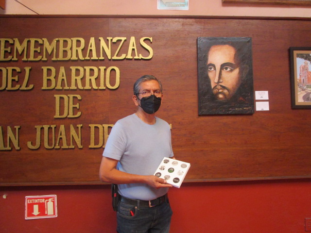 EJEMPLARES AGOTADOS!!!
El AHML agradece a las personas interesadas y por seguir las indicaciones para recoger su ejemplar totalmente gratis del libro “Del Hospital al Barrio"
Próximamente estaremos obsequiando nuevas ediciones sobre la Historia, Arte y Cultura de nuestro León.