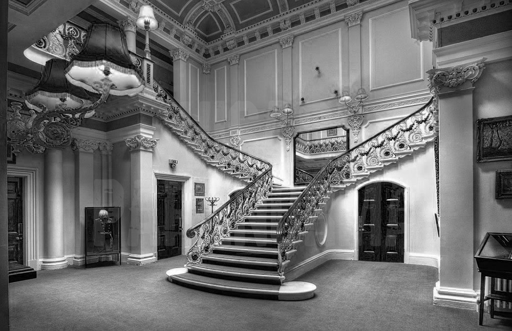 VisagePara's tweet photo. Ghost Hunt @ Endcliffe Hall, Sheffield, 2nd July from 9pm until 2am. ONLY £30 per person.
BOOK NOW! https://t.co/3uZ7ESYHSq

#ghosts #paranormal #ghosthunt #yorkshire #visageparanormal #sheffieldisuper #haunted #militaryhaunting #atsocialmediart #uksmallbiz https://t.co/JDpsBNv5ro