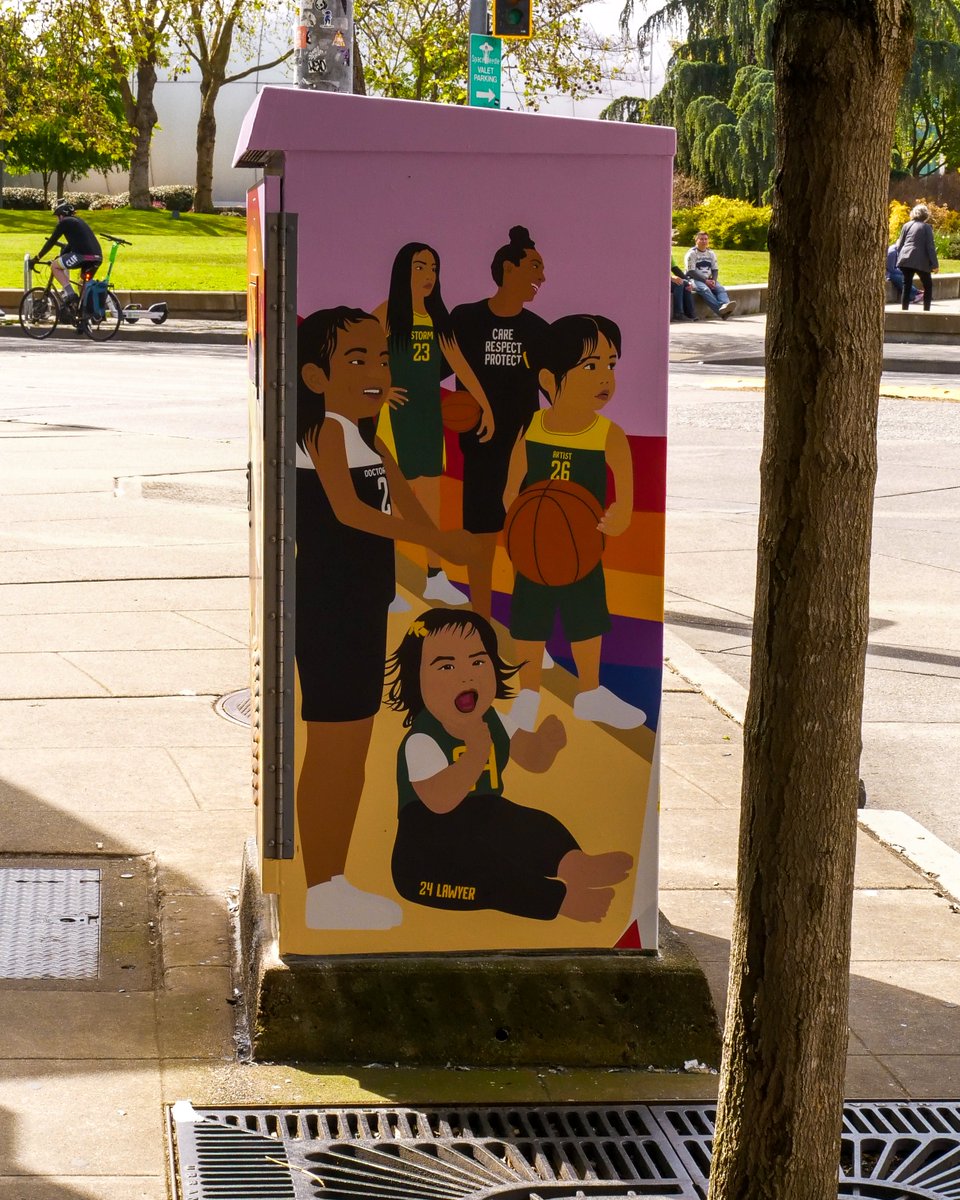 seattlestorm's tweet photo. Created by Shayla Hufana, visit this box on Broad St and John! https://t.co/E6coBpD1wq