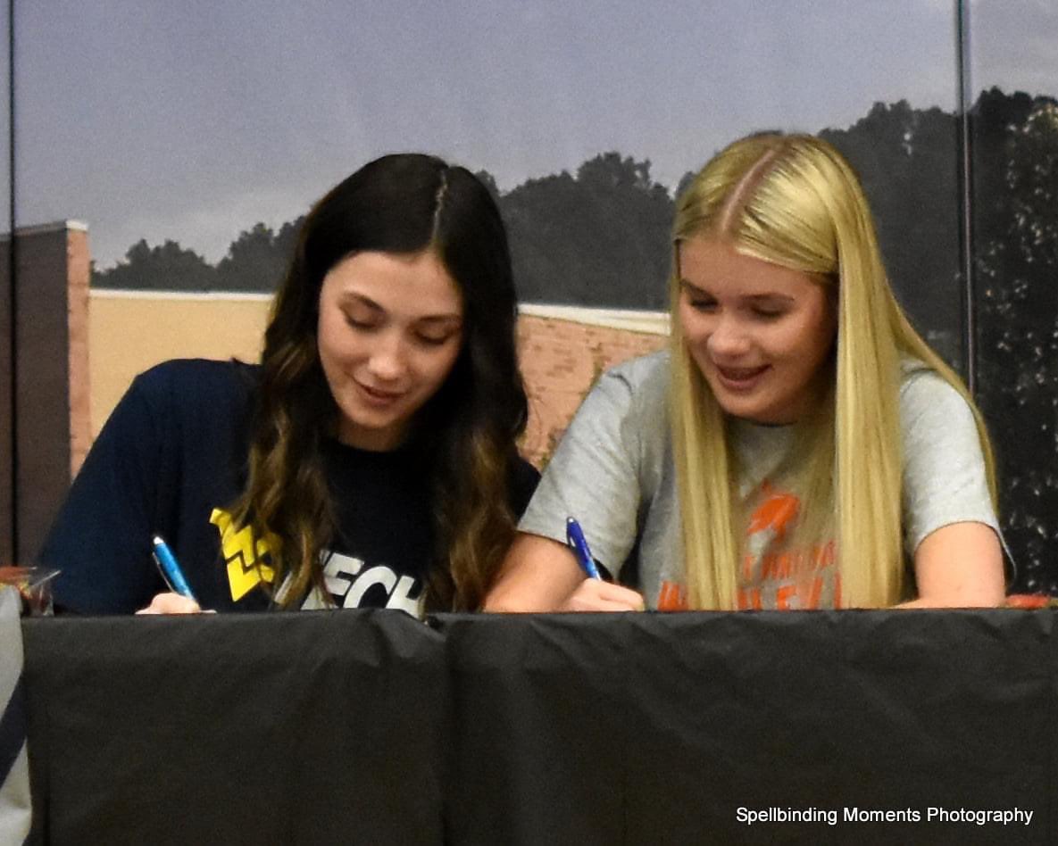 averylucas119's tweet photo. I’m officially a golden bear 💙💛 @WVUTech_WBB Thank you to everyone that came out!! @CoachAshB @Rogerhodge @WVMPACT2023G @CountyPanthers @kt_garretson8 https://t.co/YNSnQNRmSU