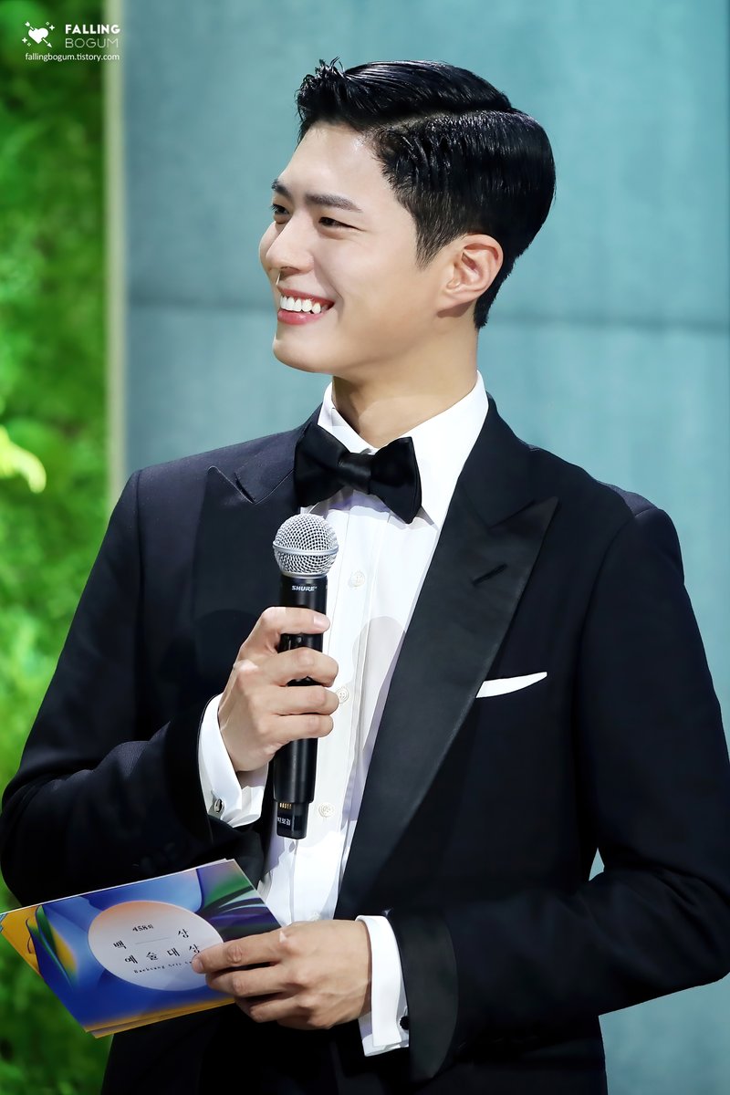 falling_bogum's tweet photo. 220506 백상예술대상 1부

@BOGUMMY 다시 봄을 함께 할 수 있어서 좋았습니다🌸 

https://t.co/M5QfKj5hCS
https://t.co/ZudIw43MLd
https://t.co/EE0hyJOJU1

#박보검 https://t.co/OGnwYKNpNu